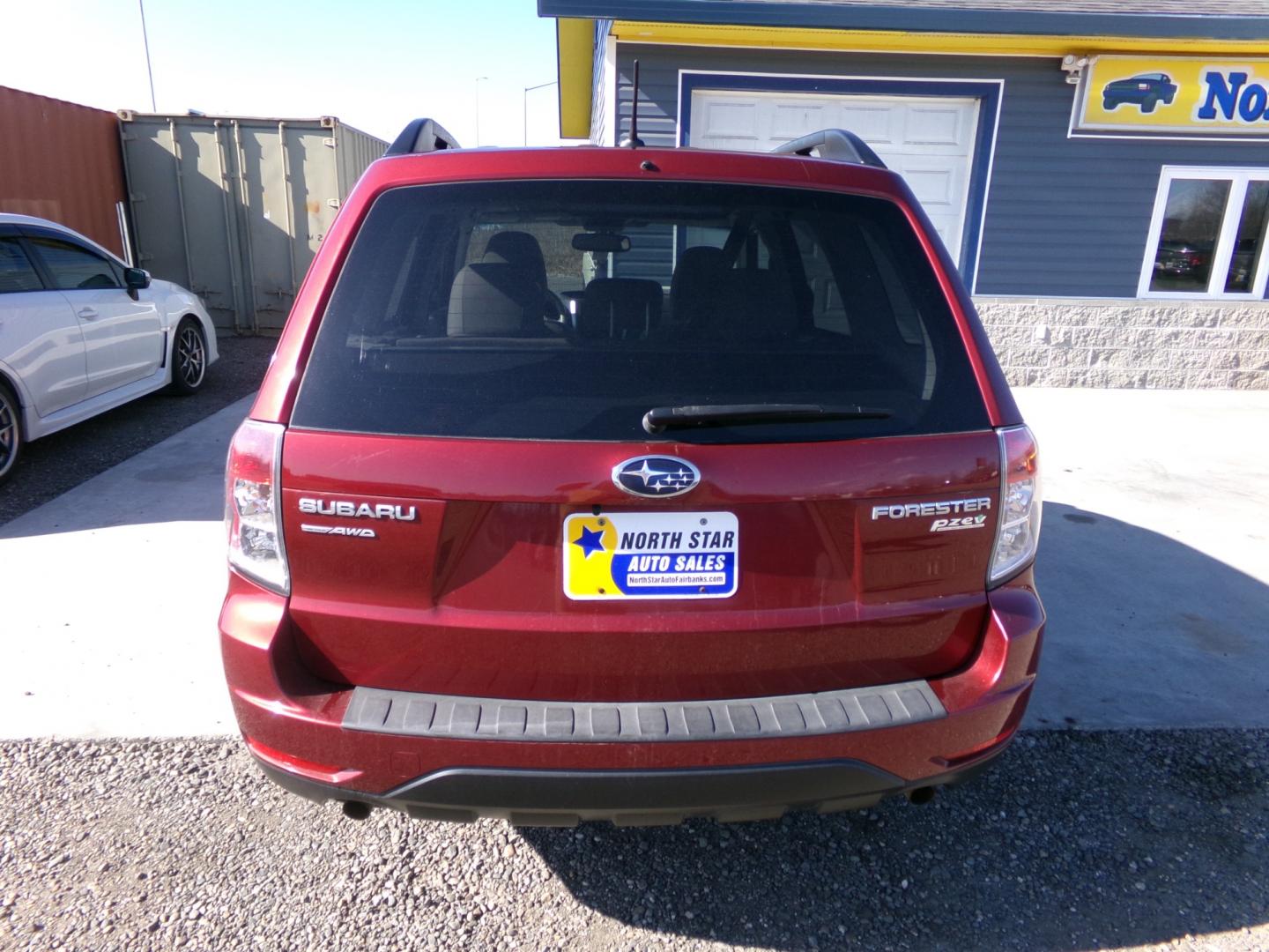 2012 Red /Black Subaru Forester (JF2SHADC4CH) with an 5.3L Vortec V8 engine, 4-Speed Automatic Overdrive transmission, located at 2630 Philips Field Rd., Fairbanks, AK, 99709, (907) 458-0593, 64.848068, -147.780609 - Photo#3